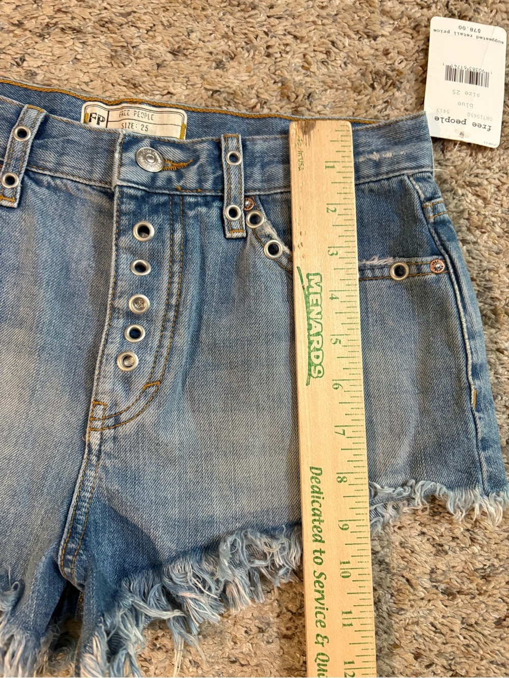 Free People Faded Blue Grommet-Trim Denim Shorts Size 25 NWT - Picture 10 of 11